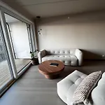 公寓 Bjorvika - Chic In Center
